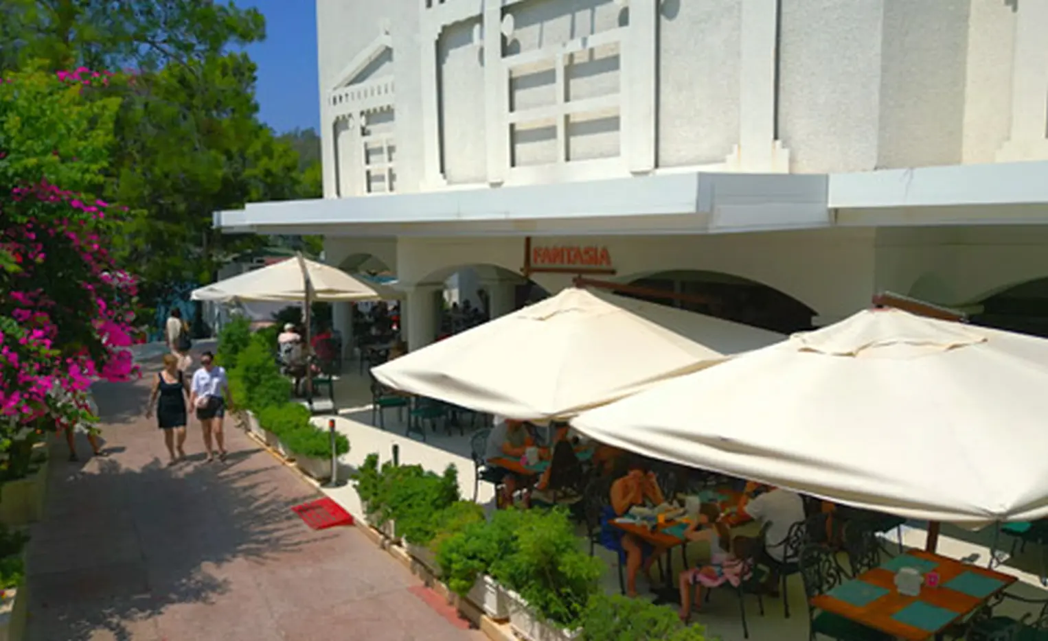 Fantasia Restaurant & Pastry