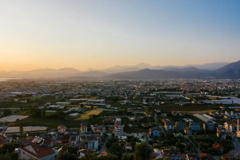Fethiye şehir merkezi g&uuml;n batımı